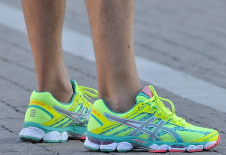 Waarom Asics padelschoenen ideaal zijn voor zowel beginners als gevorderde spelers